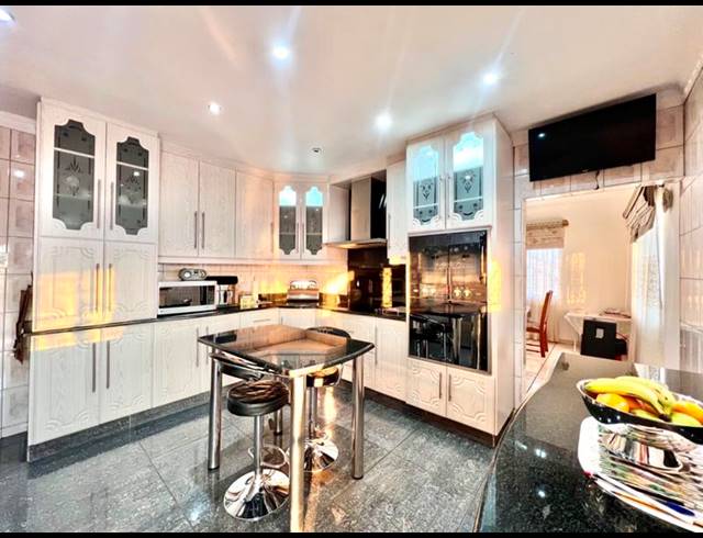 3 BEDROOM HOUSE FOR SALE IN ORIENT HEIGHTS